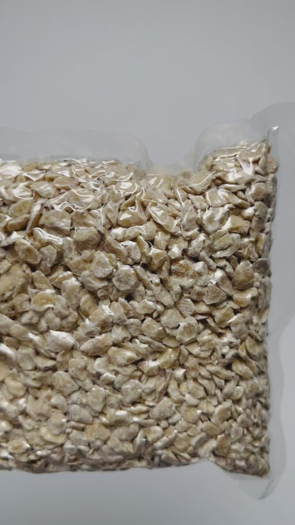 Pine Nut Flakes 11.6 oz. / 300 gr.